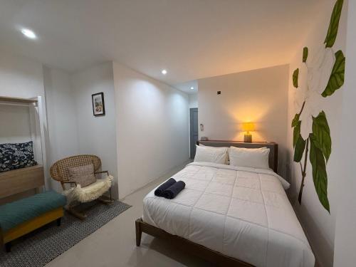 five loaves beds patong