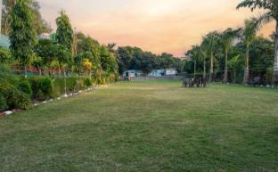 corbett evergreen resort