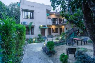 corbett evergreen resort