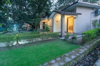 corbett evergreen resort