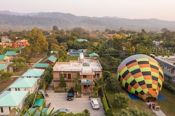 corbett evergreen resort