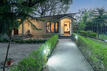 corbett evergreen resort