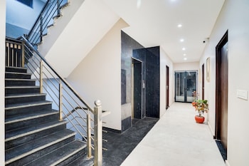 hotel grand aana inn