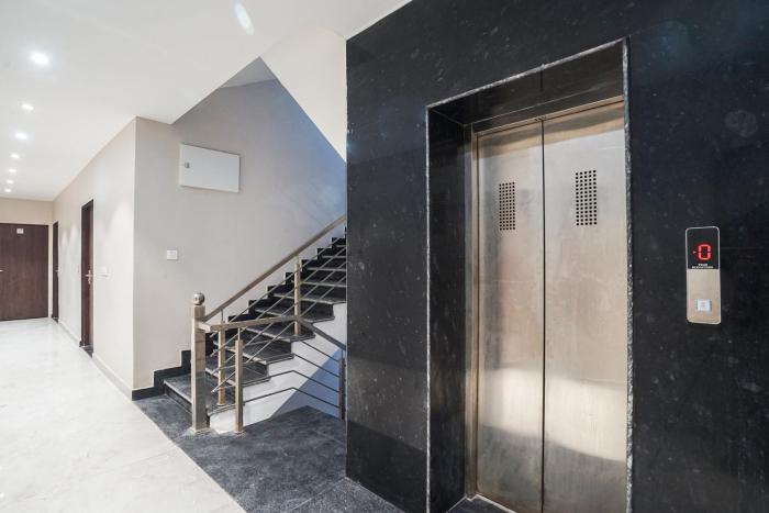 hotel grand aana inn