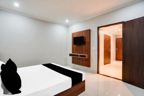 hotel grand aana inn