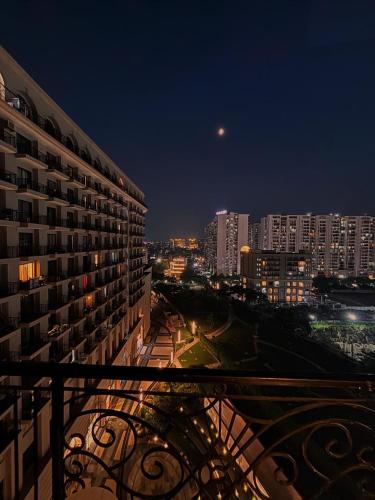 arth studios omaxe hazratganj gomti nagar ext