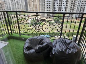 arth studios omaxe hazratganj gomti nagar ext