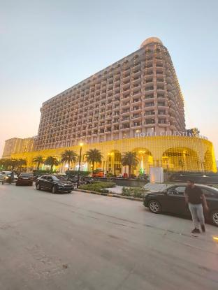 arth studios omaxe hazratganj gomti nagar ext