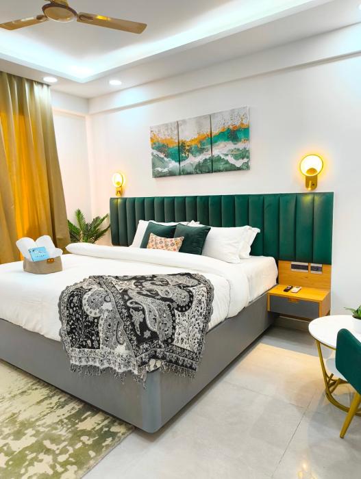 arth studios omaxe hazratganj gomti nagar ext