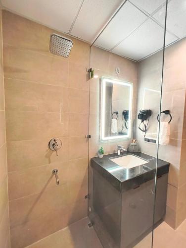 Arth Studios, Omaxe Hazratganj Gomti Nagar Ext,,4 star