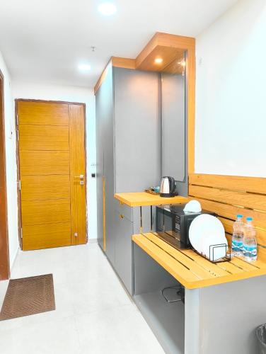 arth studios omaxe hazratganj gomti nagar ext