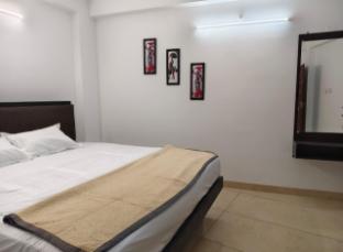 seaa breeze white town