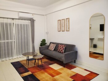 Mana Restaurant And Boutique Hotel,,3 star