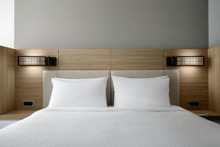 springhill suites by marriott troy dayton