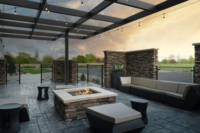 springhill suites by marriott troy dayton