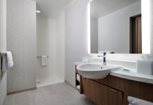 springhill suites by marriott troy dayton