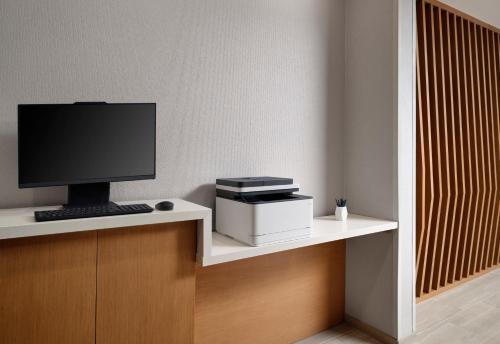springhill suites by marriott troy dayton