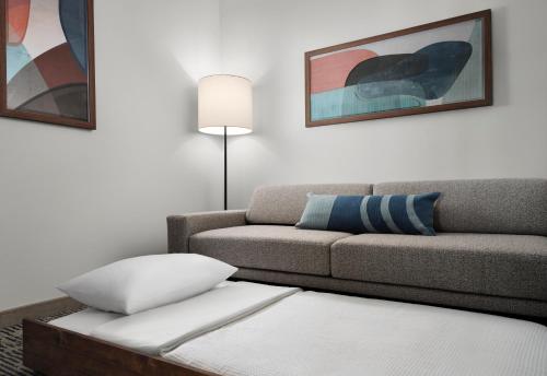springhill suites by marriott troy dayton