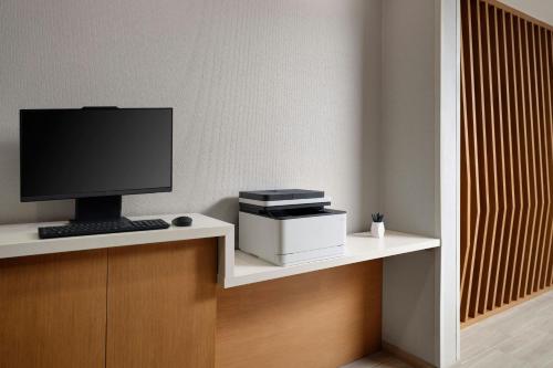 springhill suites by marriott troy dayton