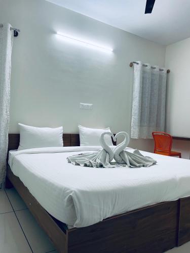 hotel ronvix madiwala