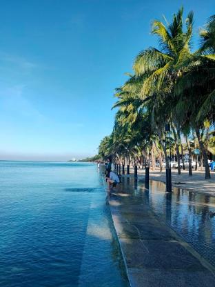 the beach bangsaen