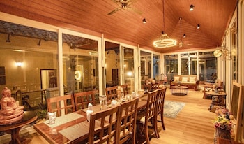 kacholam serviced villa