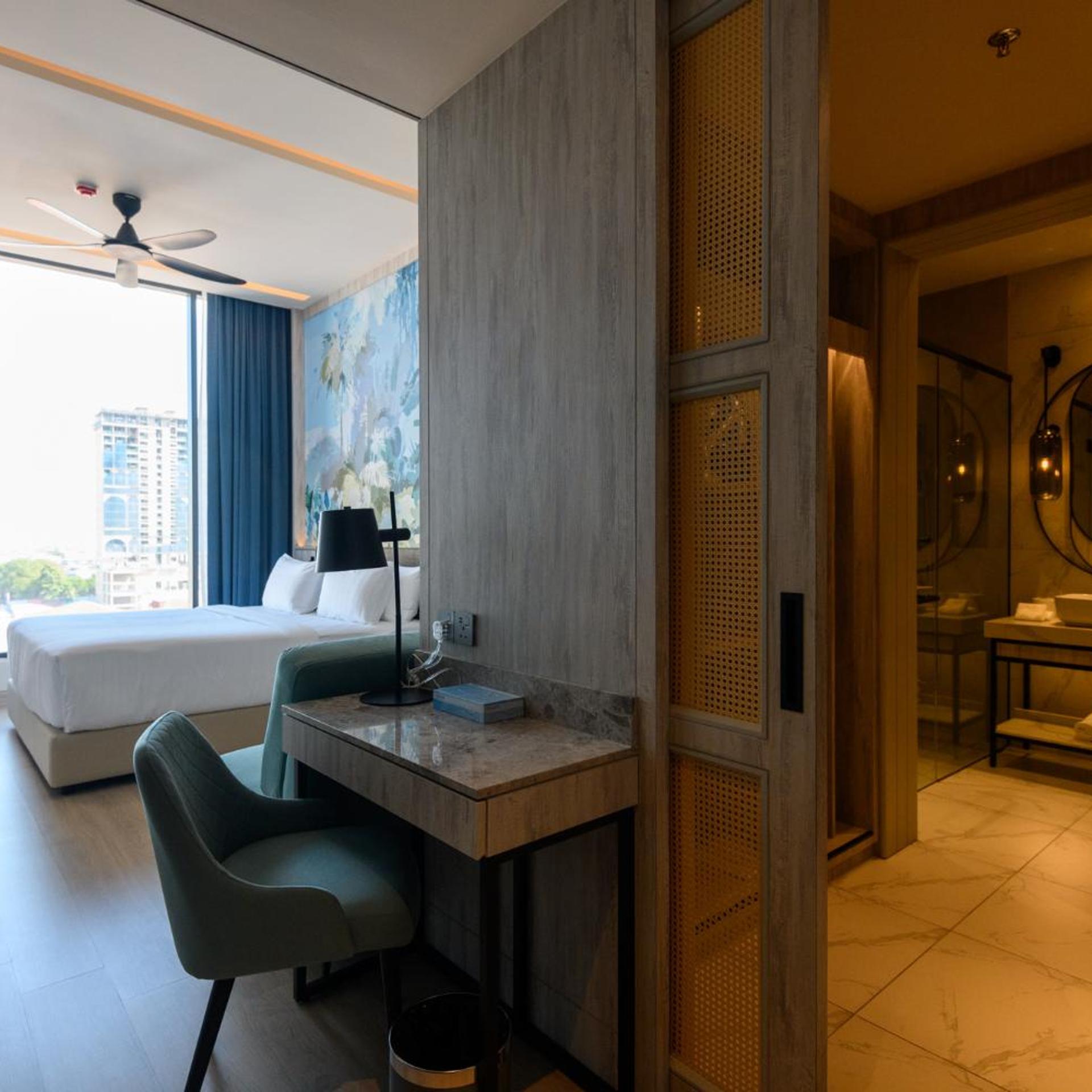 fifth avenue hotel