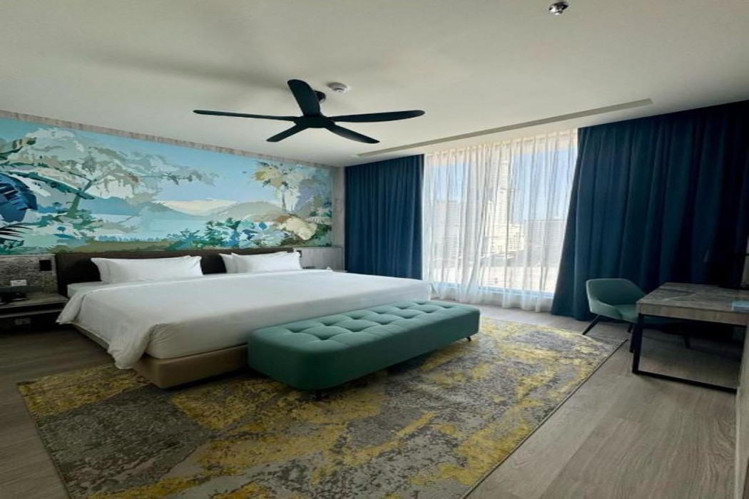 fifth avenue hotel
