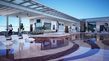 Fifth Avenue Hotel,,3 star