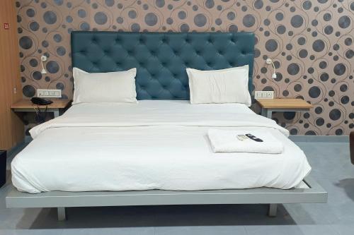 hotel stay inn near bhiwandi thane railway station