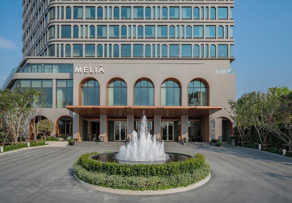 melia pattaya hotel