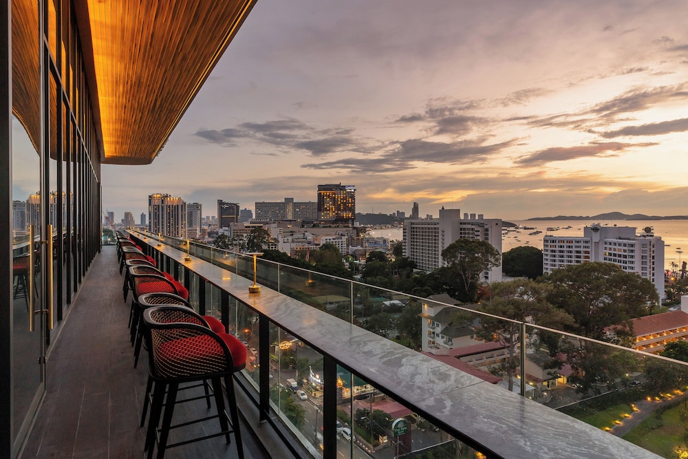 melia pattaya hotel