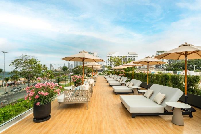 melia pattaya hotel