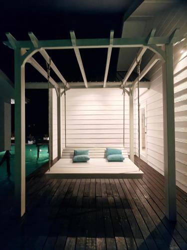 bubblefish water villa