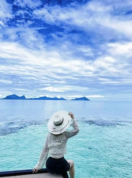 Bubblefish Water Villa,,3 star