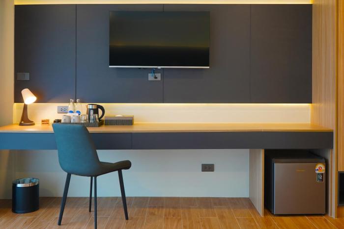 seaside naithon phuket