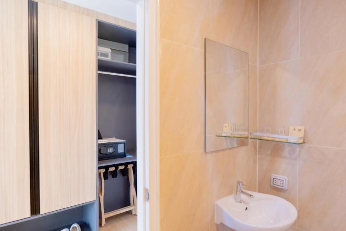 seaside naithon phuket