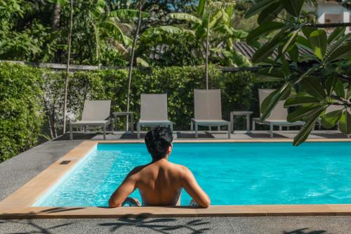 seaside naithon phuket