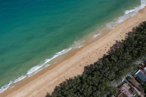 seaside naithon phuket