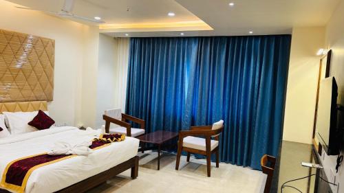 mk naidu hotel and conventions center