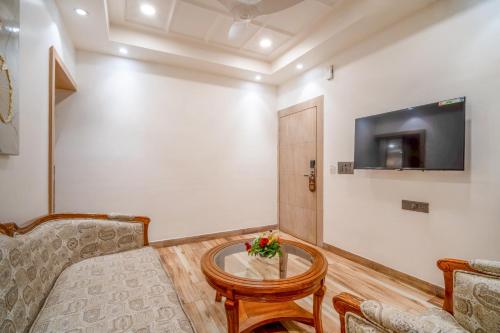 hotel tathagat ashok