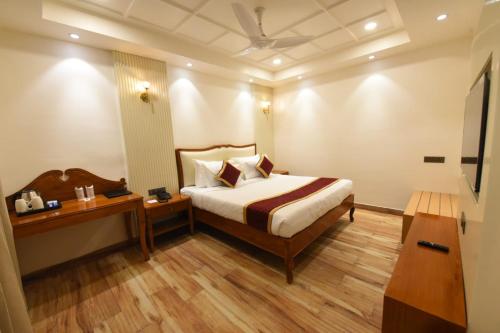 Hotel Tathagat Ashok,,3 star
