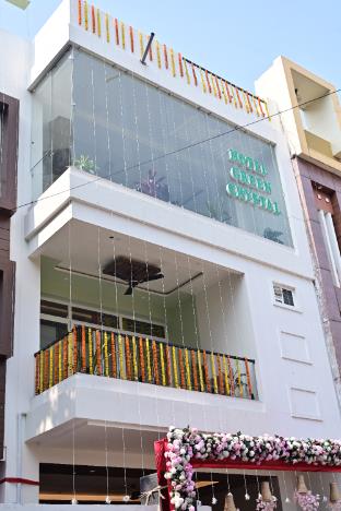 hotel green crystal
