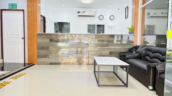 royal star suites pattaya