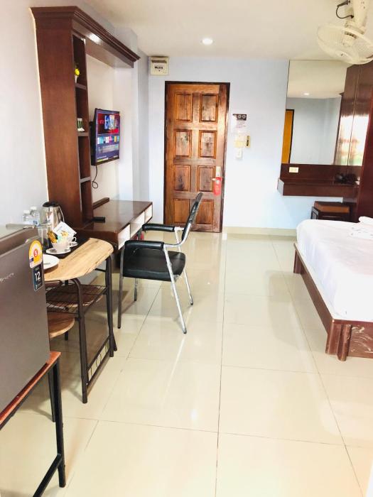 royal star suites pattaya