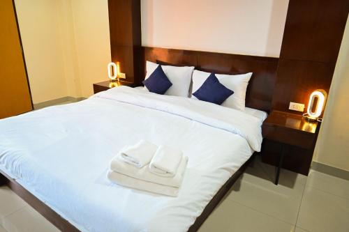 royal star suites pattaya
