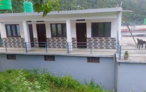 hotel sarthak bed n breakfast by stayapart