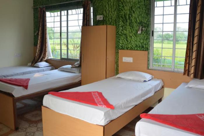 banolata lakeside homestay by stayapart