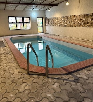 aarogya naturopathy village