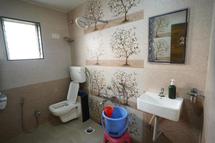 mahalaxmi hills bungalow